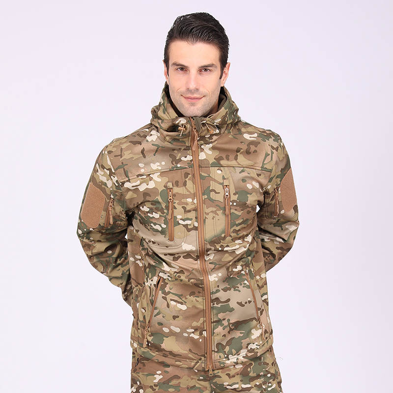 Chaqueta Softshell Táctica y Outdoor
