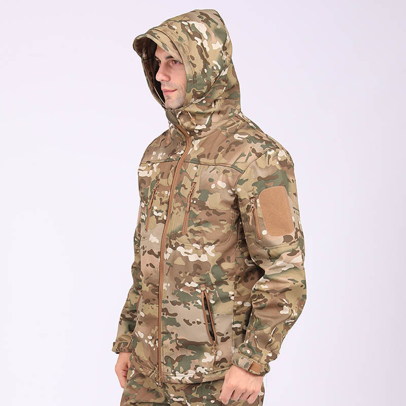 Chaqueta Softshell Táctica y Outdoor