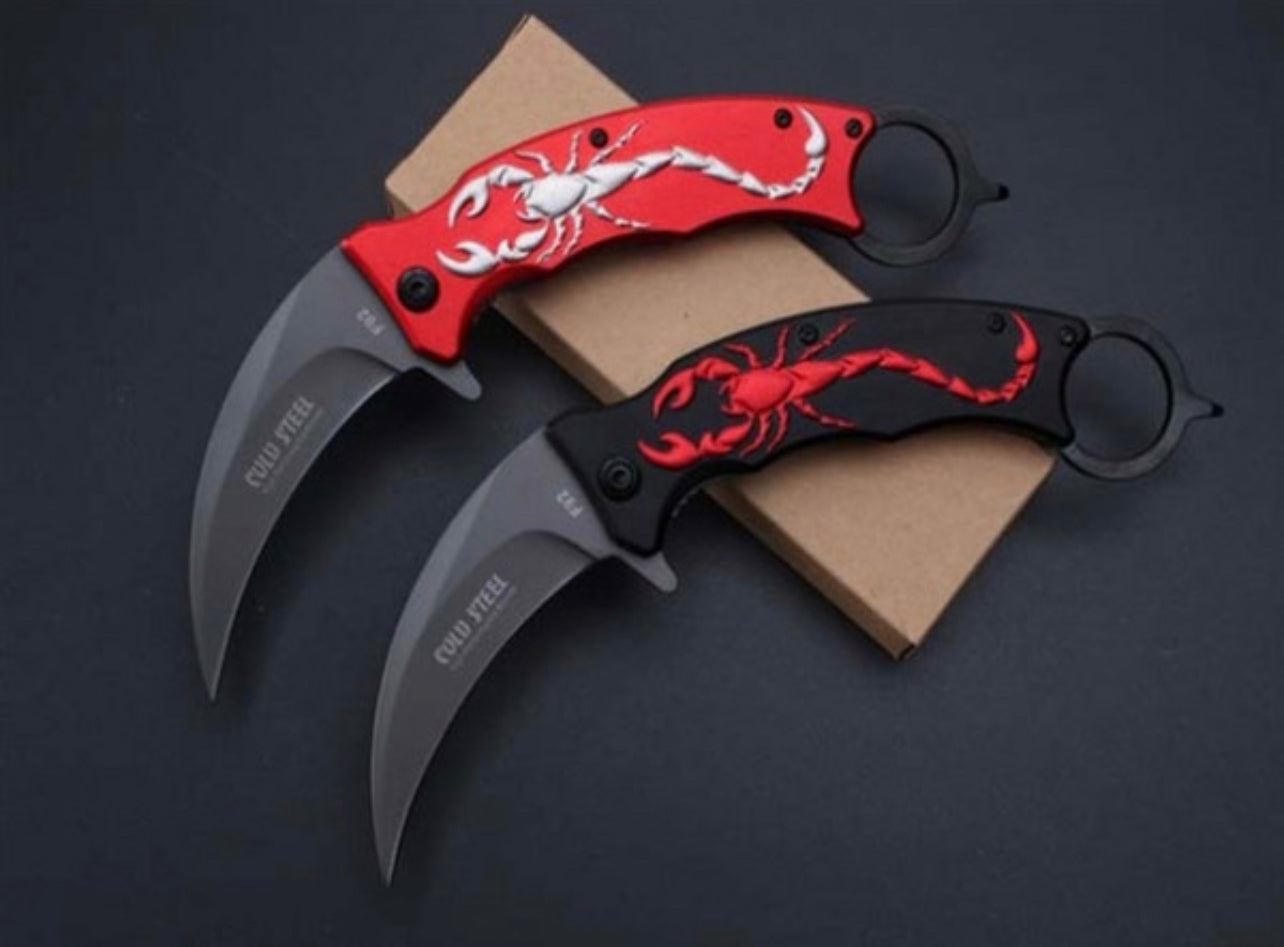 Cuchillo Karambit Plegable Diseño Escorpión · Acero